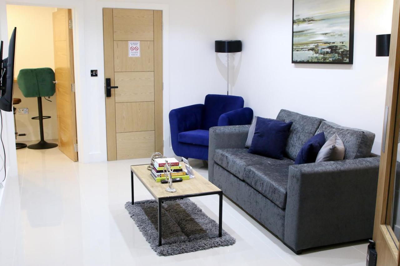 Lovely Studio Apartment With Access For Wheel-Chairs In Sydenham London Eksteriør bilde
