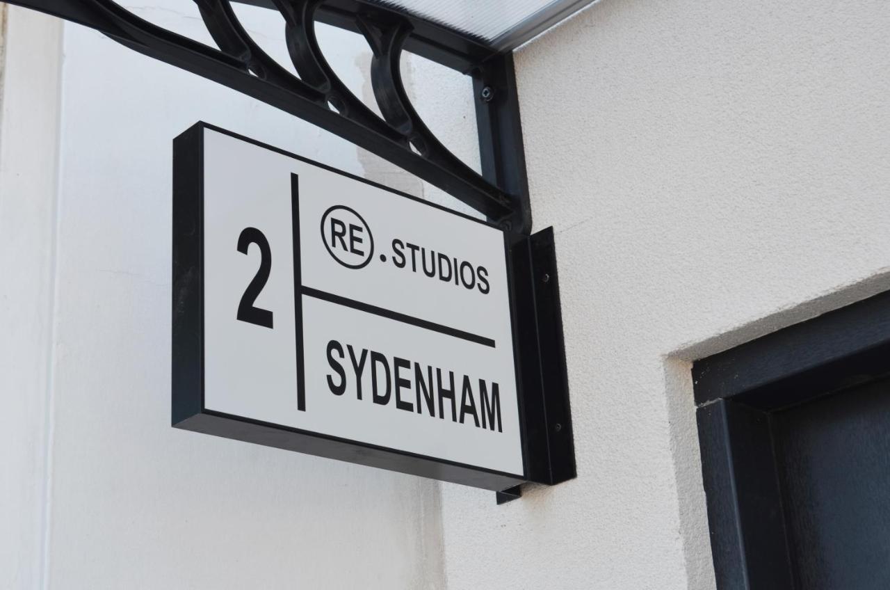 Lovely Studio Apartment With Access For Wheel-Chairs In Sydenham London Eksteriør bilde
